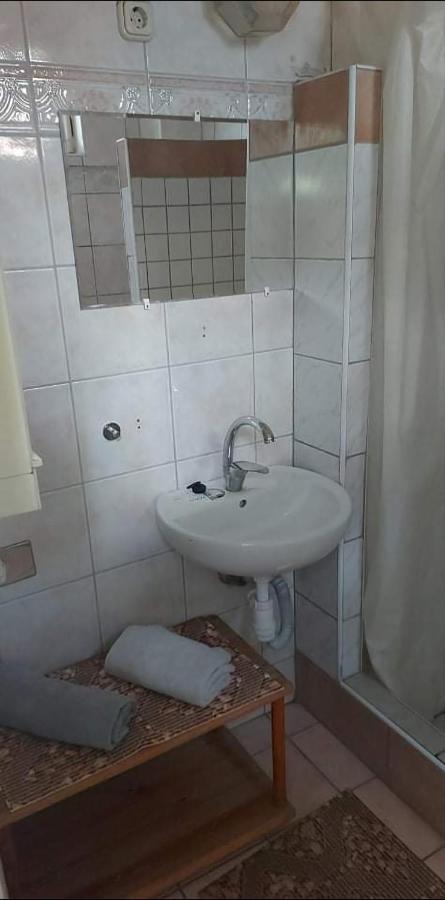 בדקסוניטומאי Badacsonyi Magan Szallas מראה חיצוני תמונה